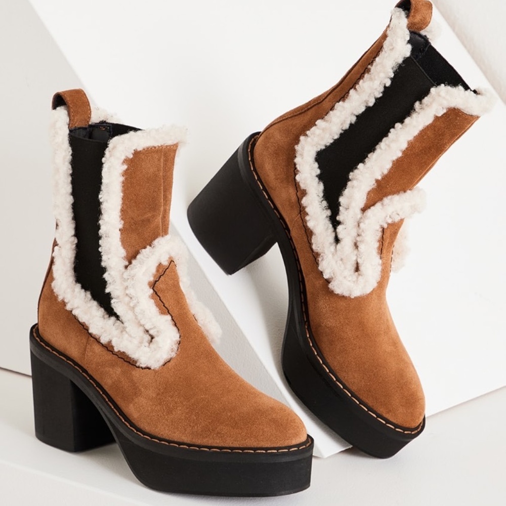 N°21 Suede pull on boots with shearling accent Size 38